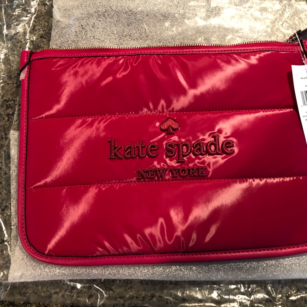 Kate Spade puff wristlet